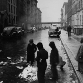 Children burning papers in the street, NY 1940